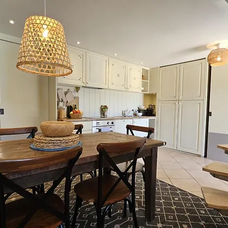 וילה La Bergerie Du Village דום